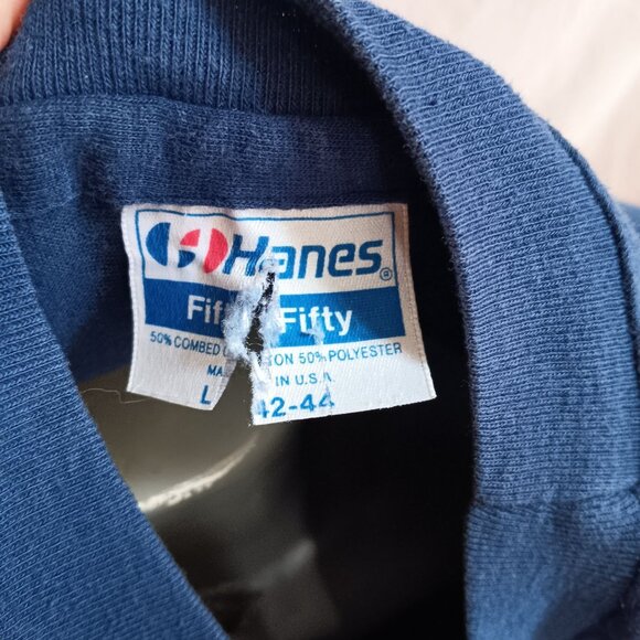 Vintage T-Shirt Single Stitch Large 1980's Hanes Hawaii Surfer Dolphins Print - Picture 5 of 8